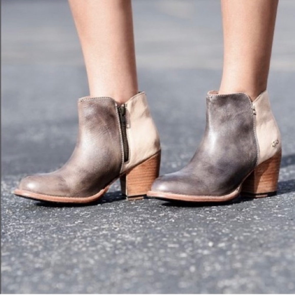 Bed Stu Yell taupe bone booties 7.5.